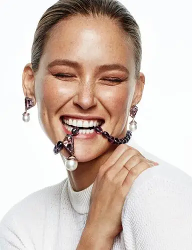 Bar Refaeli Protected Face mask - idPoster.com