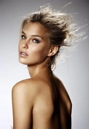 Bar Refaeli Wall Poster picture 911776