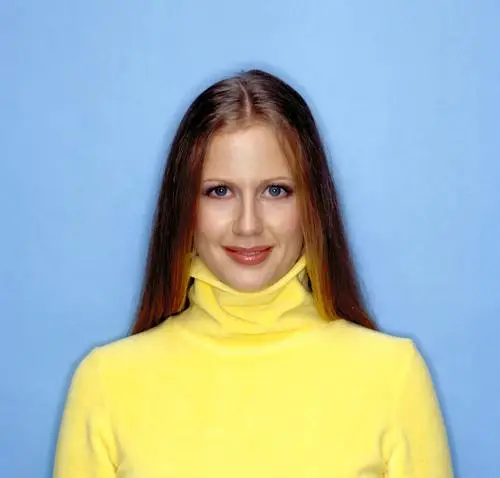 Barbara Schoneberger Women's Colored  Long Sleeve T-Shirt - idPoster.com