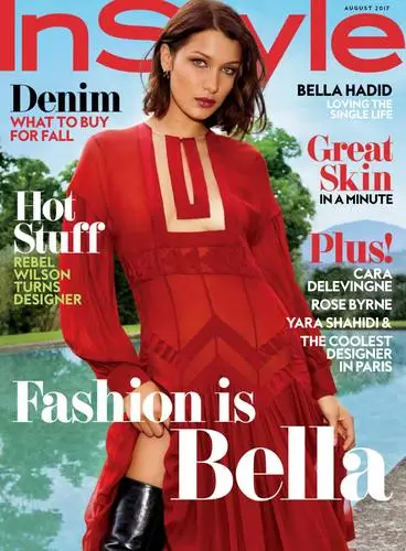 Bella Hadid Wall Poster picture 700844