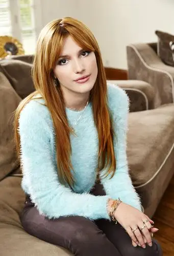 Bella Thorne Wall Poster picture 574142