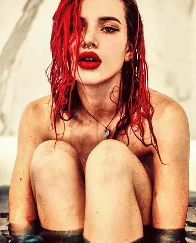 Bella Thorne Jigsaw Puzzle picture 700982