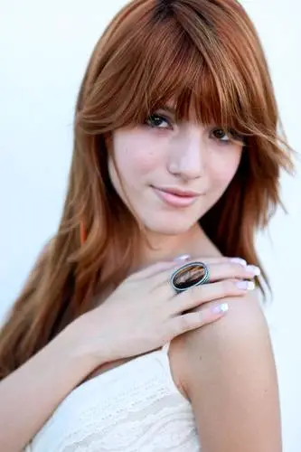 Bella Thorne Wall Poster picture 912128