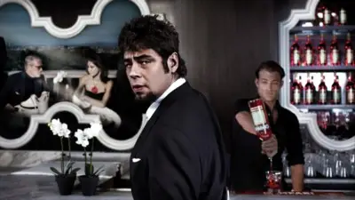 Benicio del Toro Men's Colored Hoodie - idPoster.com