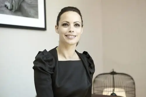 Berenice Bejo Protected Face mask - idPoster.com