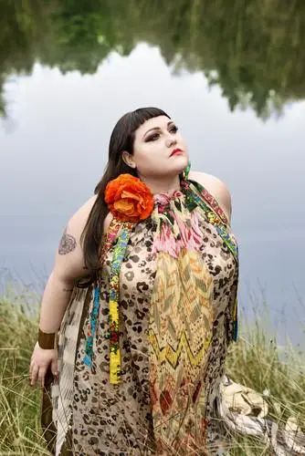 Beth Ditto Wall Poster picture 679126
