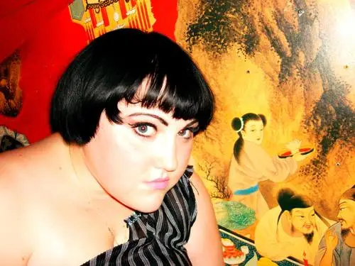 Beth Ditto Jigsaw Puzzle picture 912432