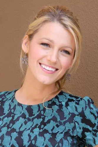 Blake Lively Computer MousePad picture 158833