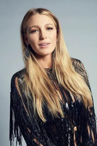 Blake Lively Computer MousePad picture 792220
