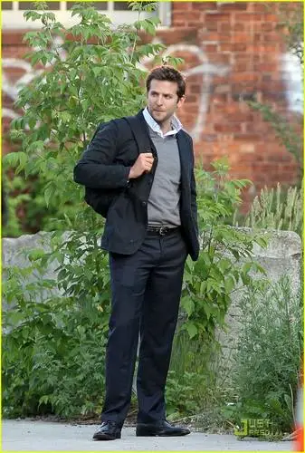 Bradley Cooper Men's Colored  Long Sleeve T-Shirt - idPoster.com
