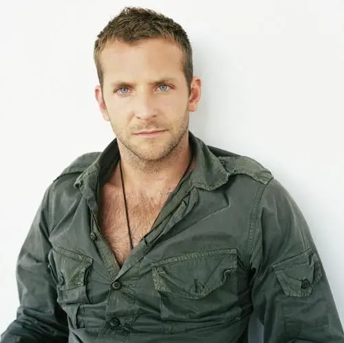 Bradley Cooper Wall Poster picture 214171