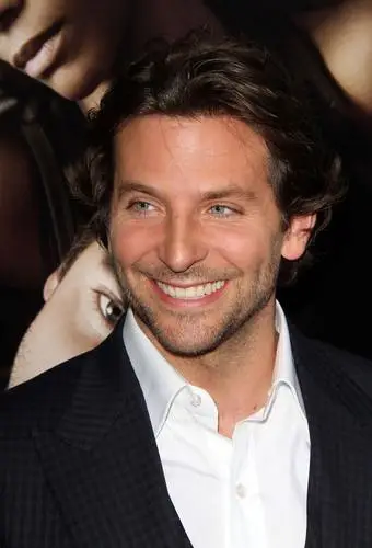 Bradley Cooper Wall Poster picture 214204