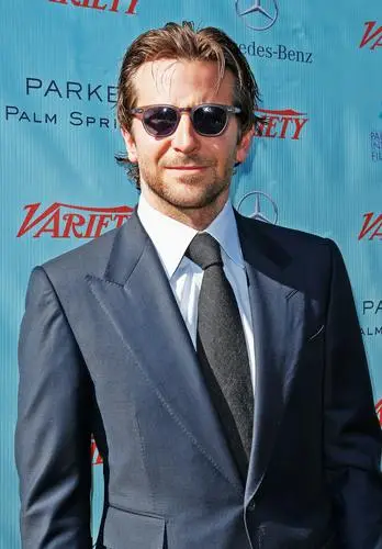 Bradley Cooper Wall Poster picture 229679