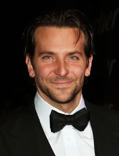Bradley Cooper Wall Poster picture 229697