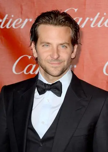 Bradley Cooper Wall Poster picture 229712