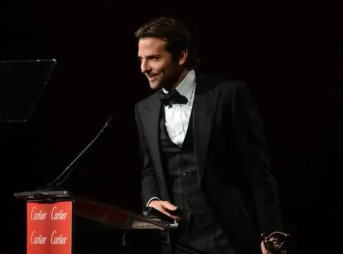 Bradley Cooper Wall Poster picture 229732