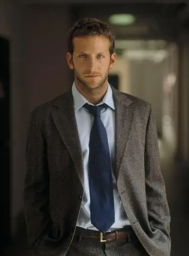 Bradley Cooper Wall Poster picture 304290