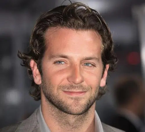 Bradley Cooper Wall Poster picture 304296