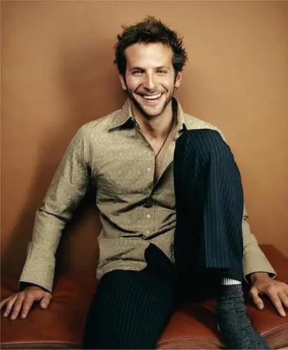 Bradley Cooper Wall Poster picture 477561