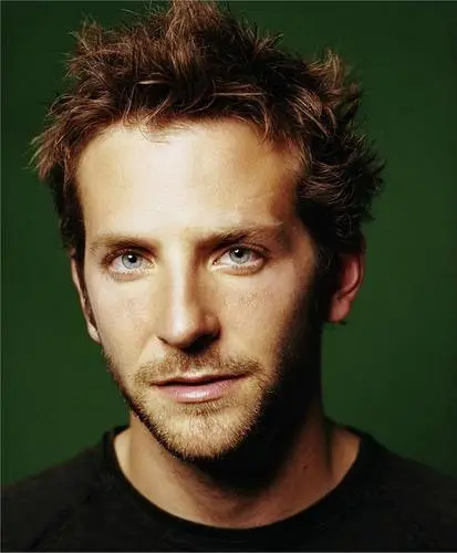 Bradley Cooper Wall Poster picture 477565