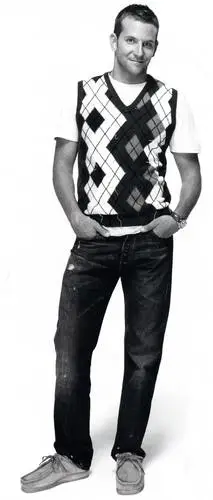 Bradley Cooper Men's Colored  Long Sleeve T-Shirt - idPoster.com