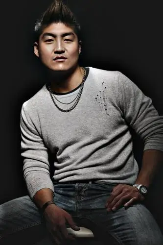 Brian Tee Jigsaw Puzzle picture 914821