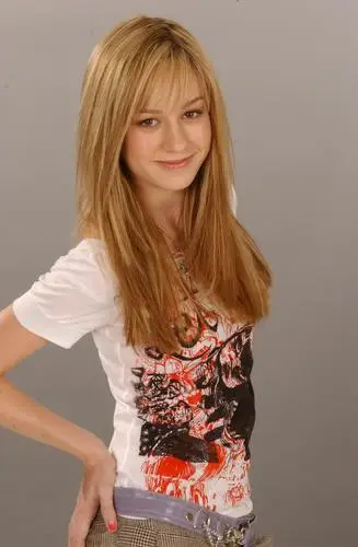 Brie Larson White T-Shirt - idPoster.com