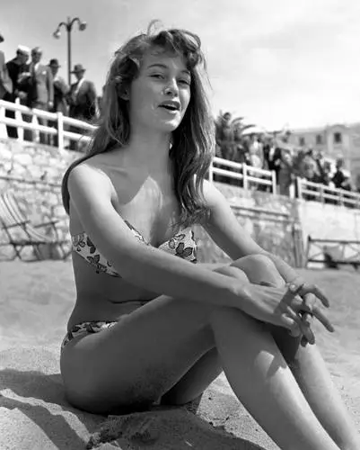 Brigitte Bardot White Tank-Top - idPoster.com