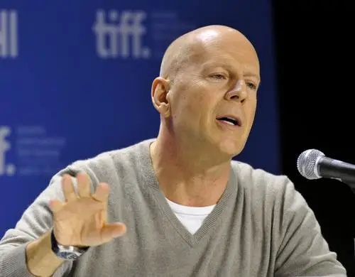 Bruce Willis Men's Colored  Long Sleeve T-Shirt - idPoster.com