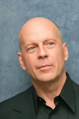 Bruce Willis Wall Poster picture 790735