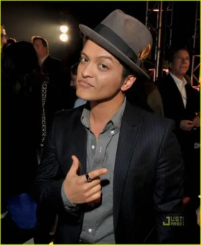 Bruno Mars Jigsaw Puzzle picture 125602