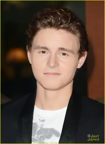 Callan McAuliffe Wall Poster picture 1005974