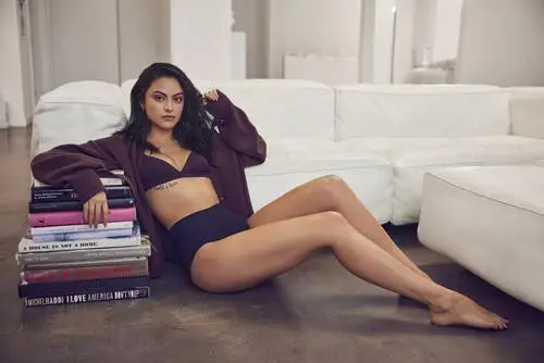Camila Mendes Wall Poster picture 1018101