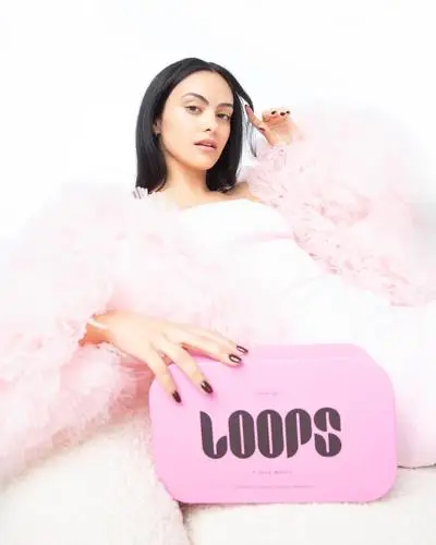 Camila Mendes Wall Poster picture 1045155