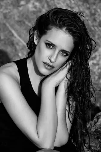 Carly Chaikin Computer MousePad picture 846509