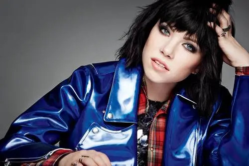 Carly Rae Jepsen Jigsaw Puzzle picture 579038