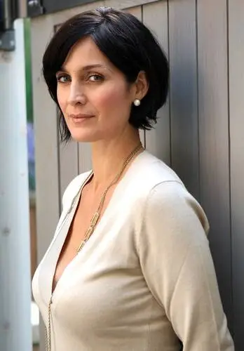 Carrie-Anne Moss Tote Bag - idPoster.com