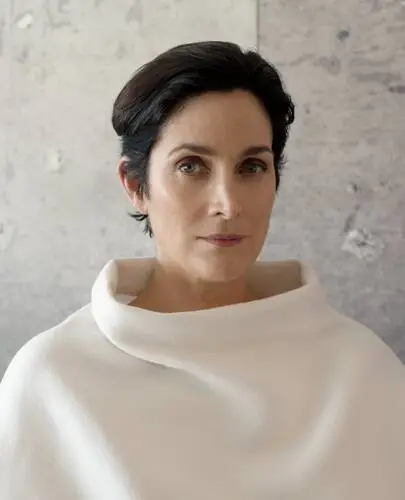 Carrie-Anne Moss Wall Poster picture 679629
