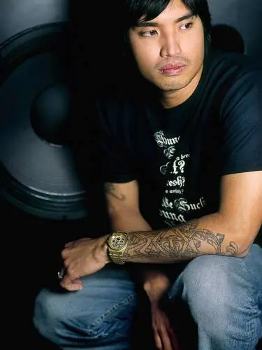 Chad Hugo Wall Poster picture 915303