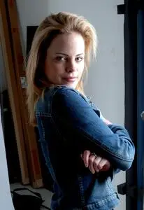 Chandra West posters and prints