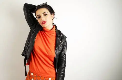Charli XCX Jigsaw Puzzle picture 592065
