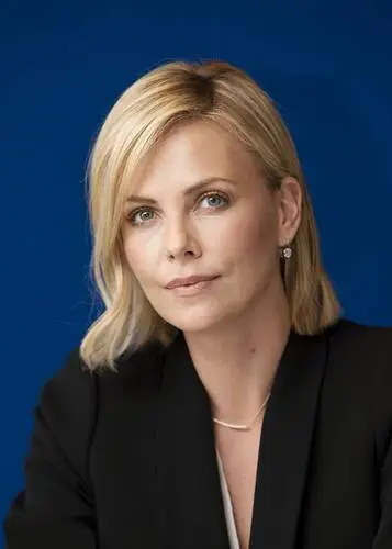 Charlize Theron Computer MousePad picture 133081