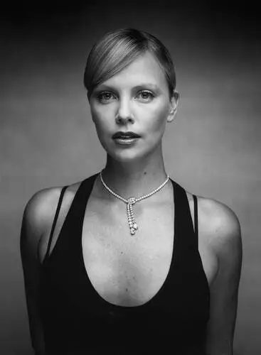 Charlize Theron Wall Poster picture 595039