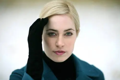 Charlotte Sullivan Protected Face mask - idPoster.com