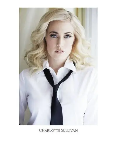 Charlotte Sullivan Women's Colored  Long Sleeve T-Shirt - idPoster.com