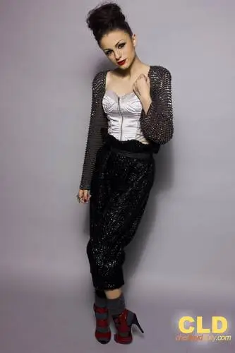 Cher Lloyd White Tank-Top - idPoster.com