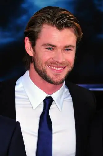 Chris Hemsworth Wall Poster picture 162013