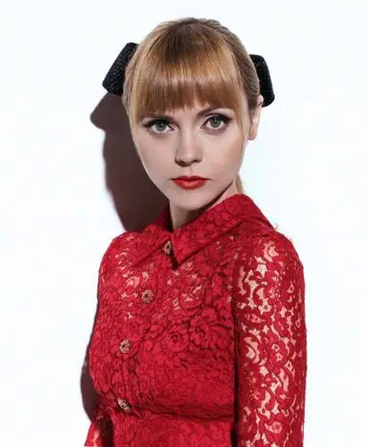 Christina Ricci Wall Poster picture 605218