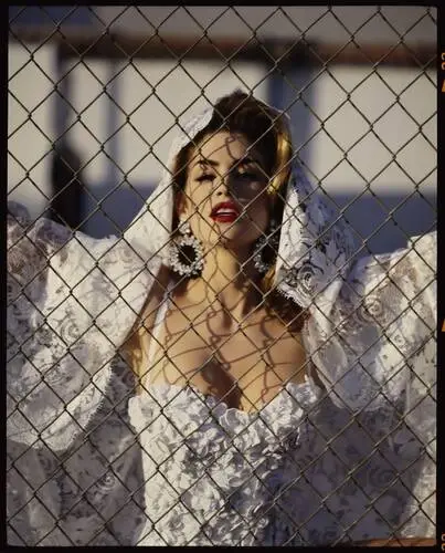 Cindy Crawford Jigsaw Puzzle picture 72652