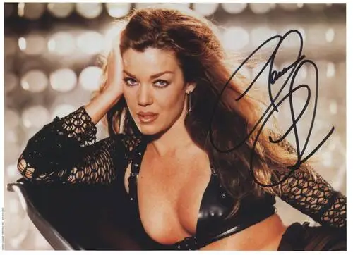 Claudia Christian Jigsaw Puzzle picture 85181